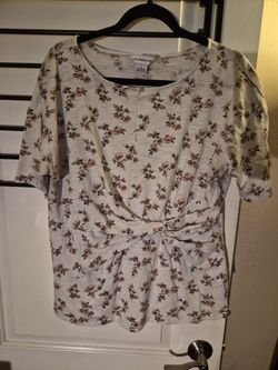 Liz Claiborn shirt, white floral print, size XL