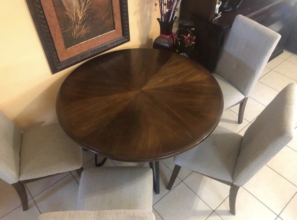 Dining Set (Table + Four Chairs)