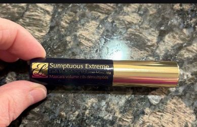NEW ESTEE LAUDER SUMPTUOUS EXTREME LASH MULTIPLYING VOLUME MASCARA IN EXTREME BLACK $5!