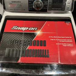 Snap On 25 Piece Metric Deep Impact Set