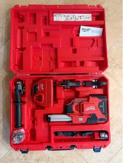 Milwaukee M12 HAMMERVAC Universal Dust Extractor 2306-20 Kit