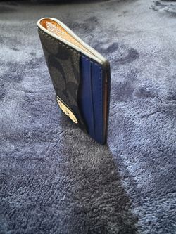 【Coach】Magnetic Card Case In Signature Canvas ◆国内発送◆ c4286_qbcah_a0