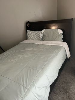 Bedroom set 4pcs