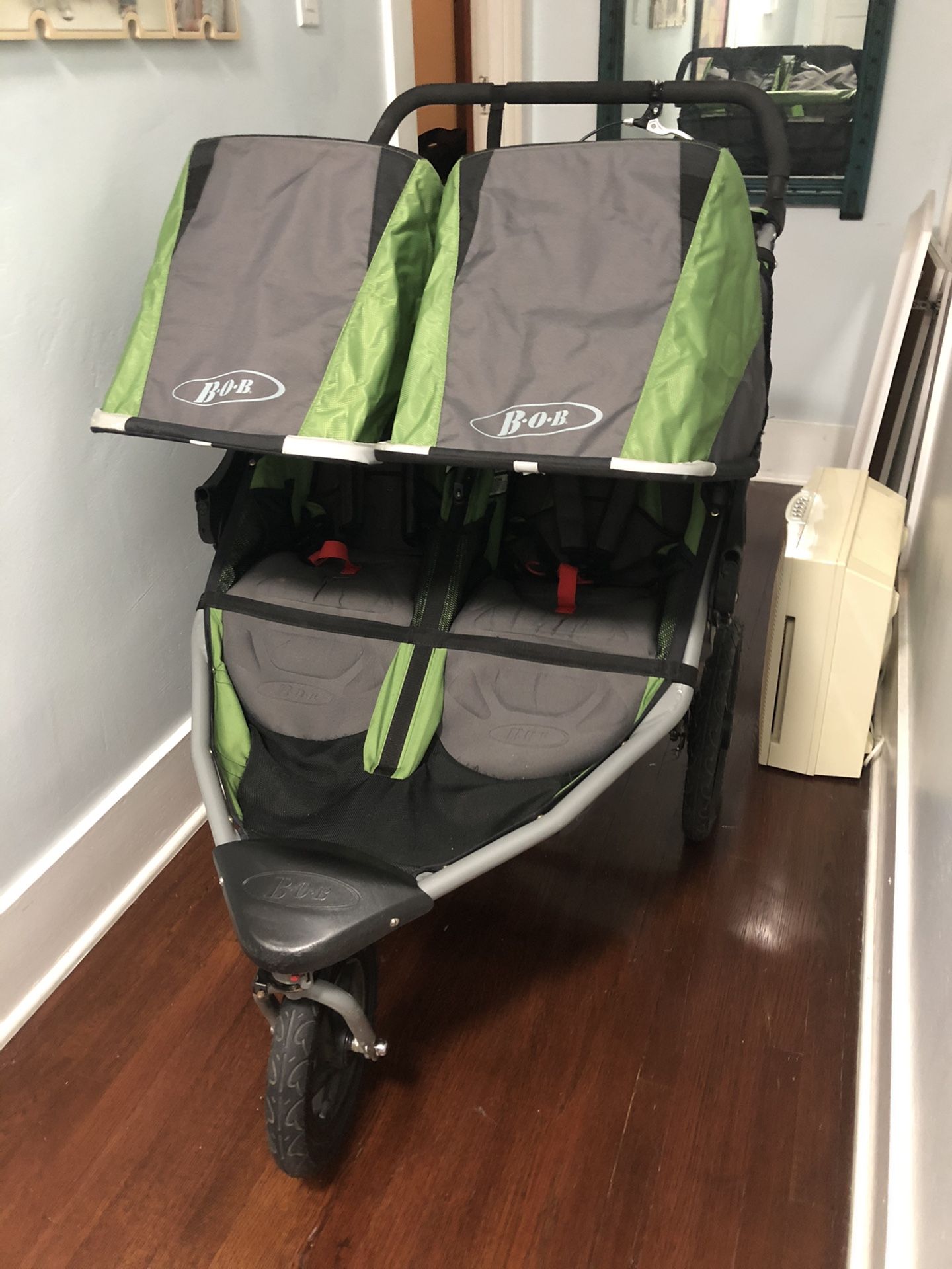 Bob stroller outlet with handbrake