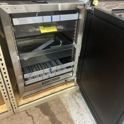 U-line Under Counter Beverage And Wine Center Cooler |PANEL READY 