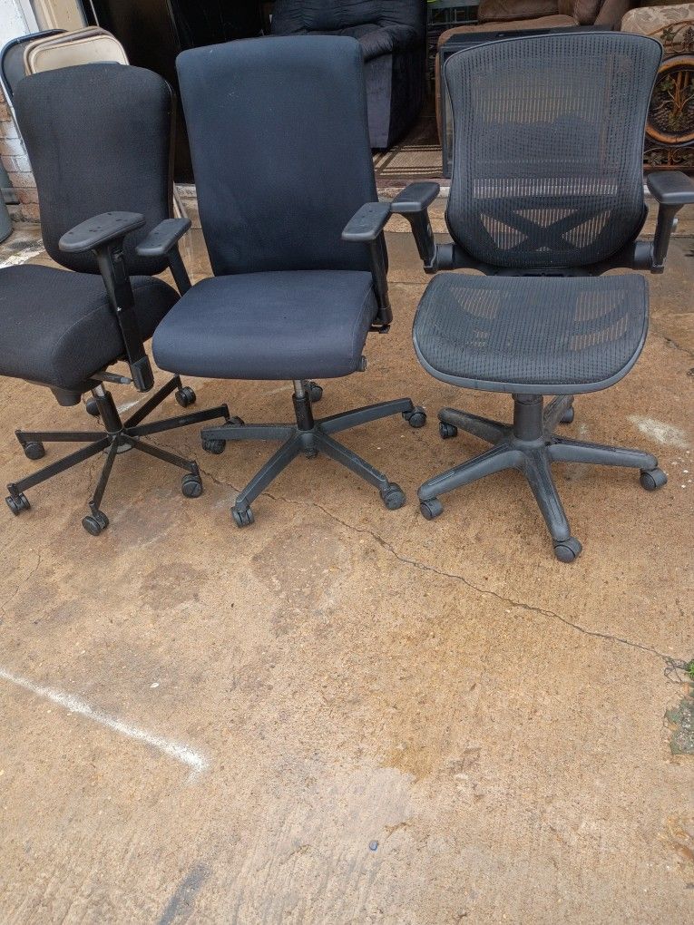 Office Chairs $35 EACH 