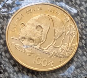 China .999 fine 1 oz gold PANDA coin in original holder