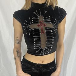 Massive goth velvet t shirt