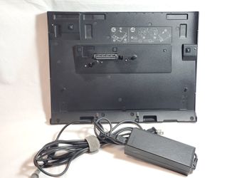 Brand new Lenovo ThinkPad Ultra Base 3 laptop dock