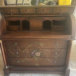 Desk And Drawers