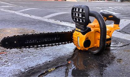 Dewalt chainsaw
