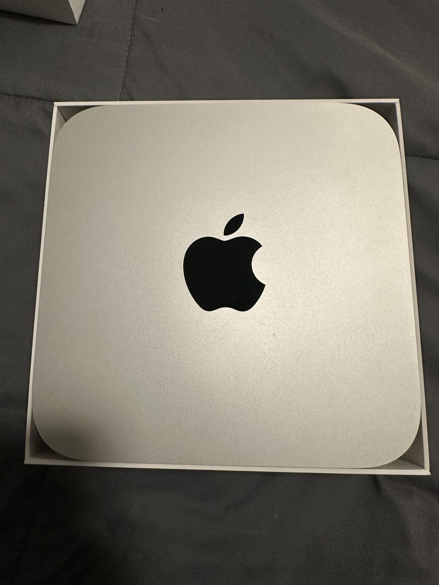 Mac Mini M2