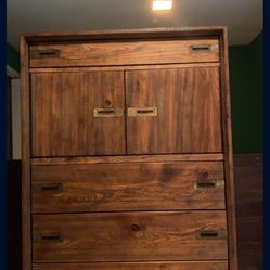 Must Sell Moving Now 