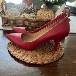 MK Red Heels Size 9
