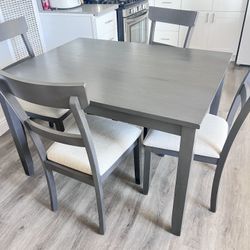 Bonito Comedor De Madera Nuevo En Caja