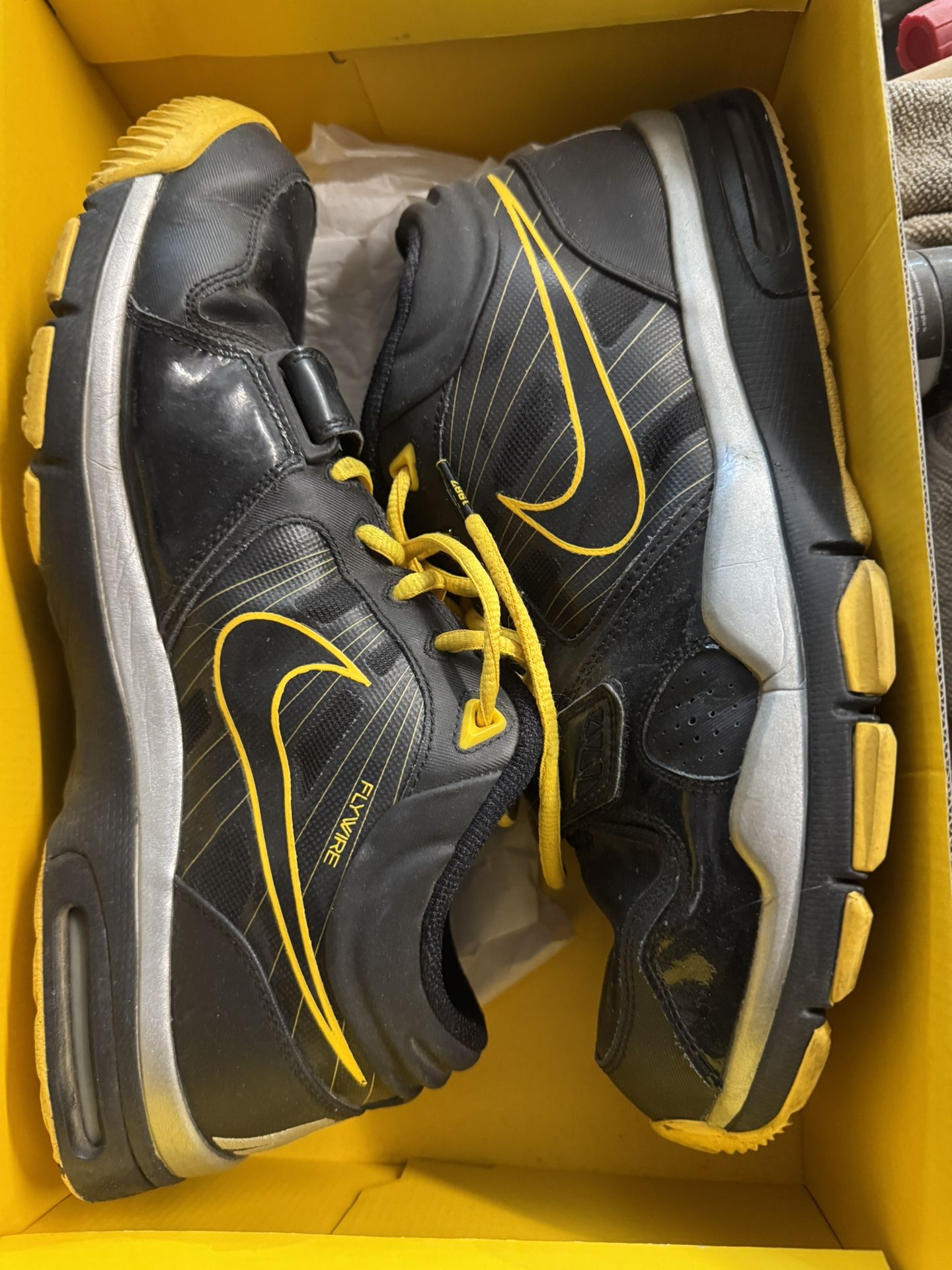 Men’s shoes