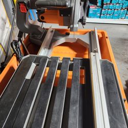 RIDGID CORDED 8"IN TILE SAW 