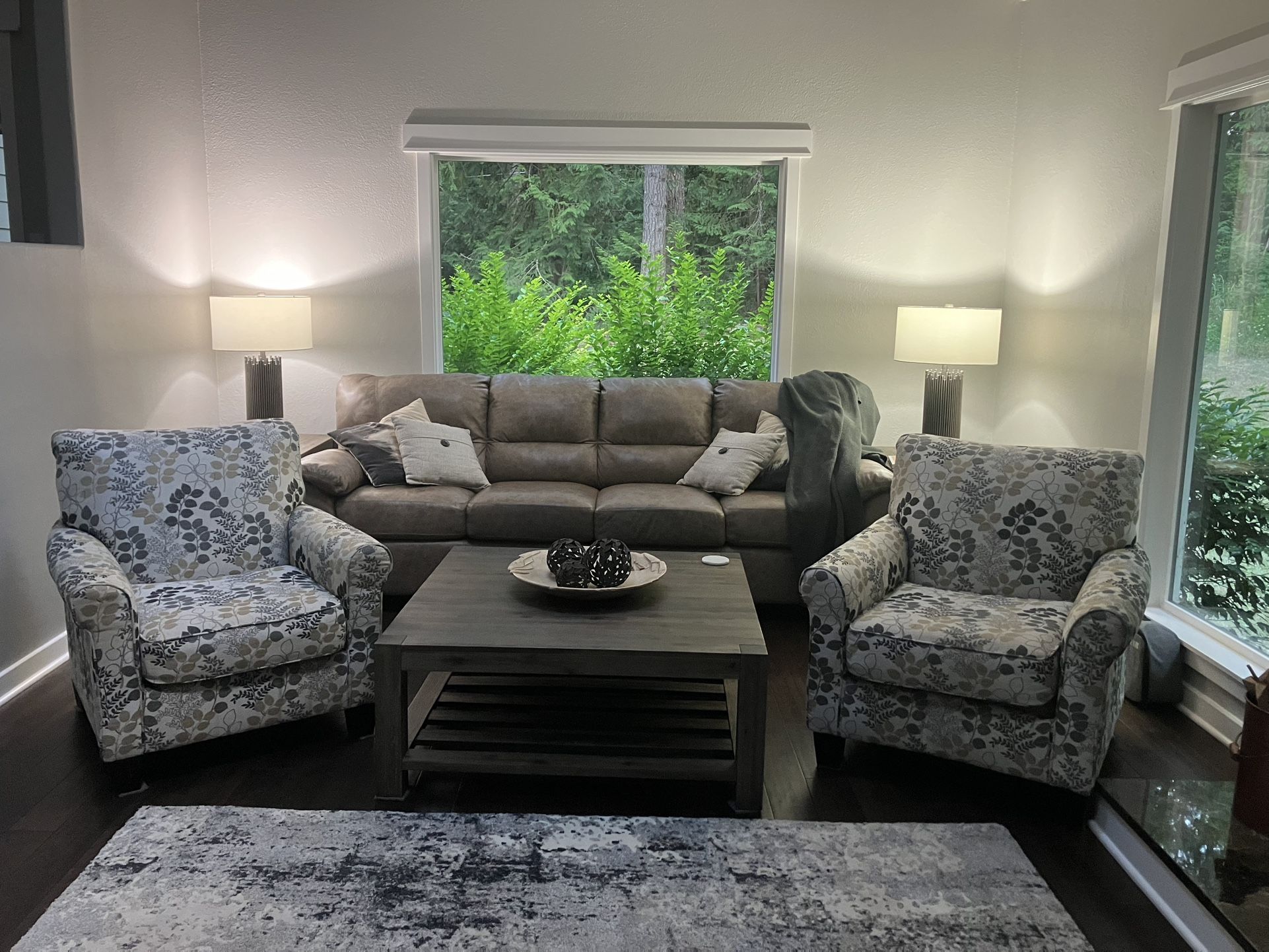 Accent Chairs