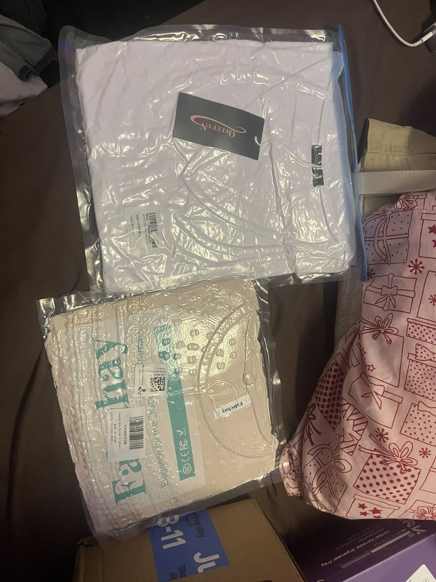 Lg Women’s Dress Shirts 