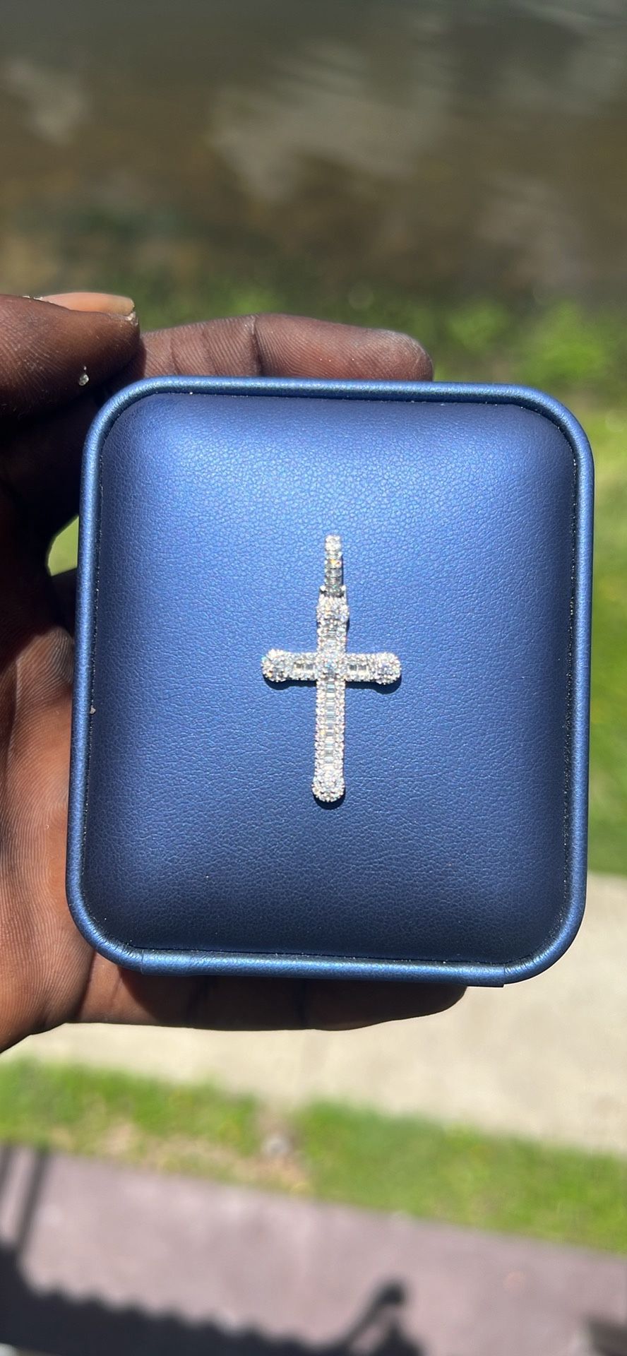 Vvs Cross Pendant