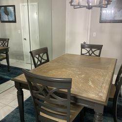 Dining Room Table 