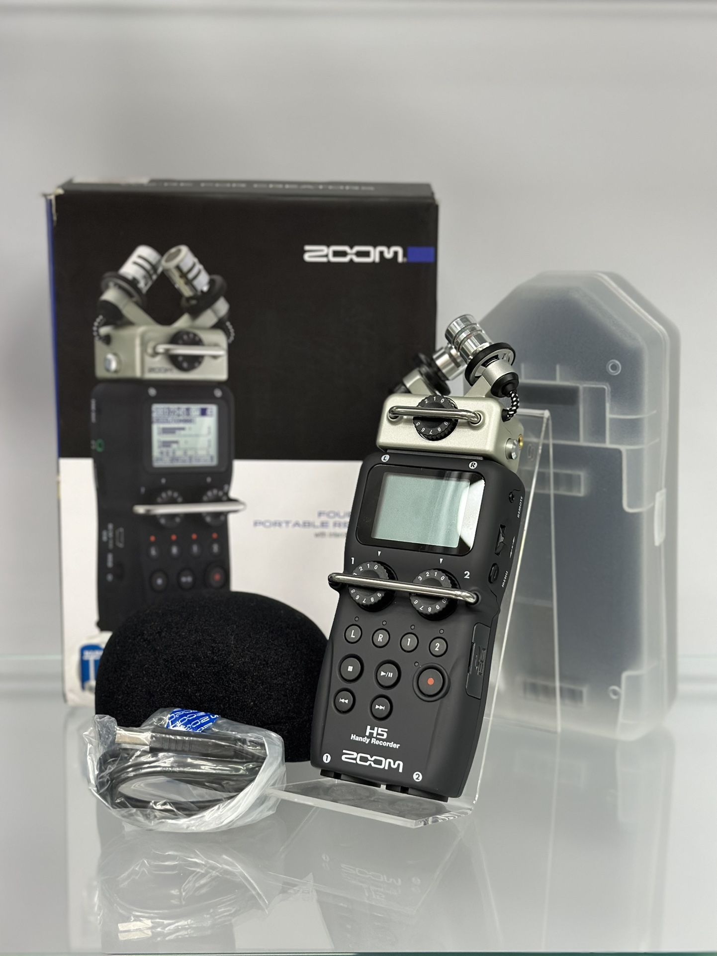 Zoom H5 Handy to Recorder