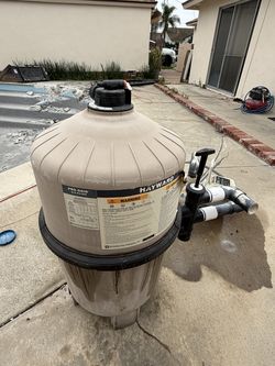 Swimming pool filter