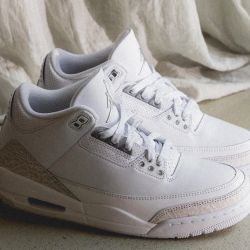 Air Jordan 3 Pure Money