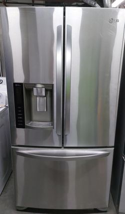 Elegant LG French Door Fridge with LED Lighting