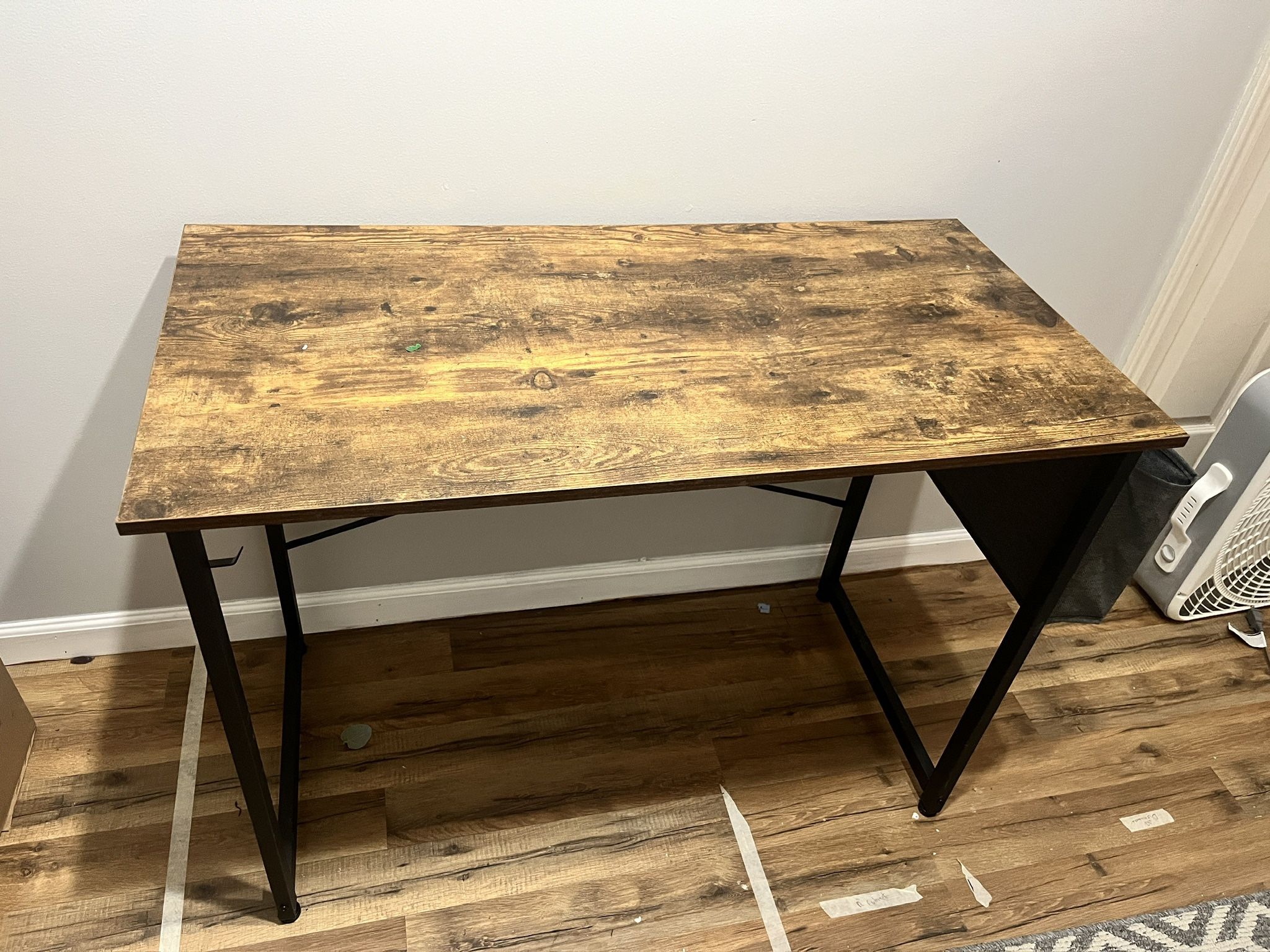Office/computer Desk With File Pocket