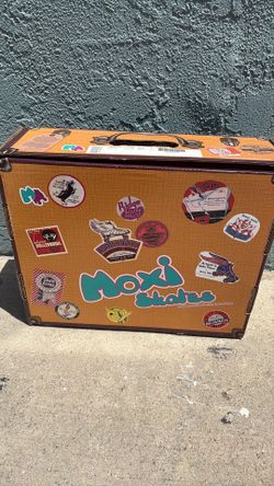 Moxi skates 5