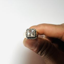 925 Sterling Silver Square Cubic Zirconia Twisted Cluster Ring Size 5.25  8.16g