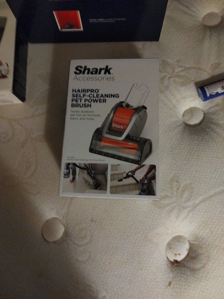 Shark Hair Pro Self Cleaning Pet Power Brush