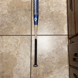Demarini Fast Pitch/ Softball Bat 