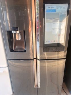 Samsung 4-Door French Door Smart Refrigerator