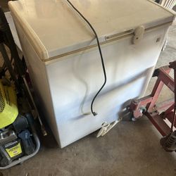 General Electric Deep Freezer 