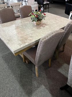 5 Piece Dinning Room Set/ Ashley Furniture/ Brand New 