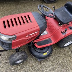 2017 Troy Bilt Riding Mower 