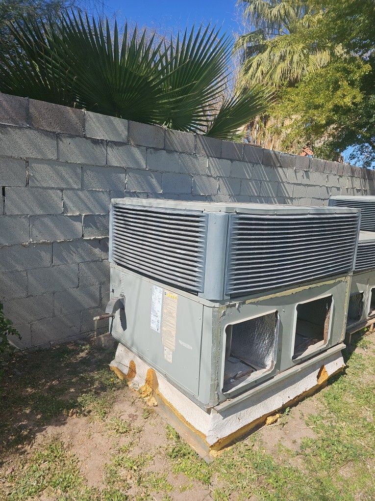 TRANE TON PACKAGE UNIT GAS PACK