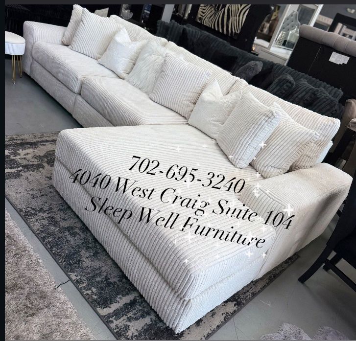 🛋️ White Sectional Sofa With Chaise – Clean, Elegant & Comfortable 🛋️