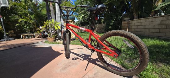 Boys bike like new