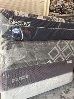 New Queen Size Sealy Hybrid 13” Mattress