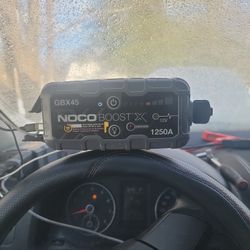 Noco GBX45 1250A Car/truck Jump Box