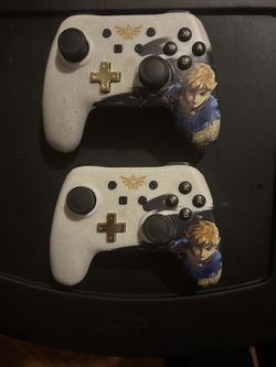 2 Zelda Switch Controllers