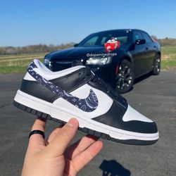 Nike Dunk Low ‘Black Paisley’