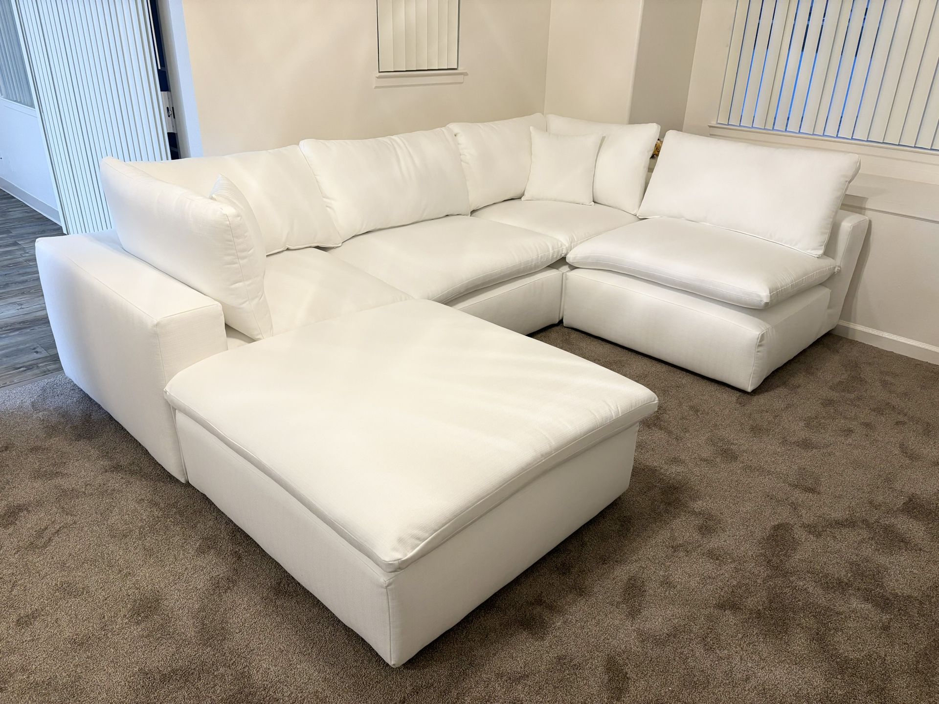 Brand New Sectional Couch Cloud