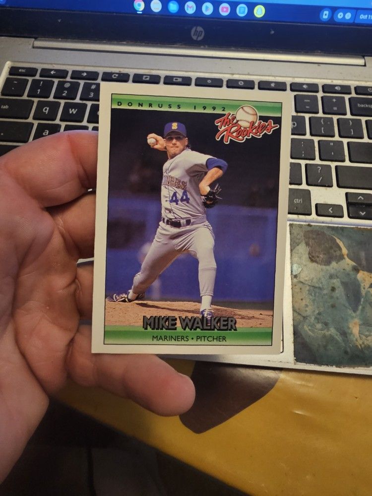 Mike Walker Baseball Card