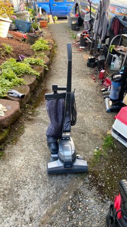 Kirby g4 vacuum price 40$ pick up only in E. Side. Tacoma