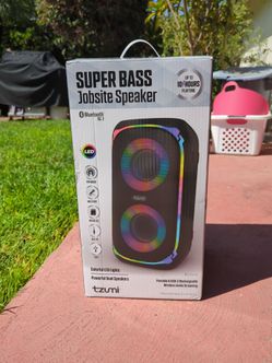 TZUMI SUPER BASS