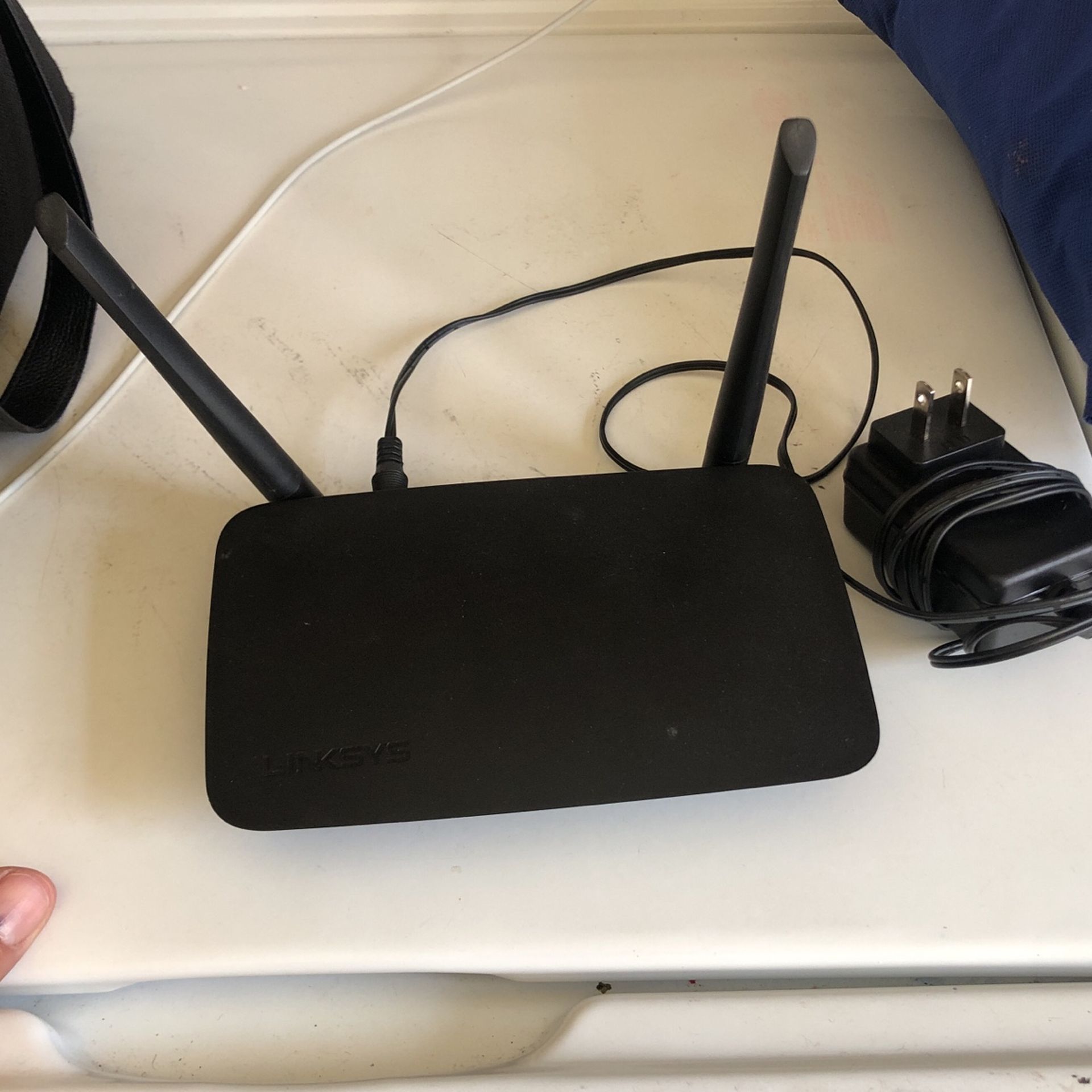 Linksys Routers E5400 Model $20 OBO